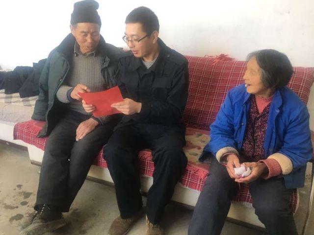 巧变同色
