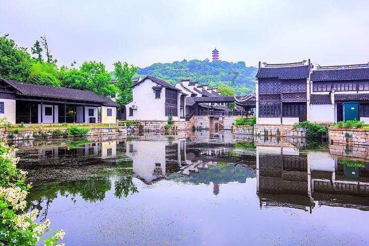 岩浆地牢