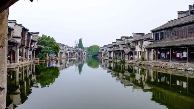 鲜奶运输车找不同